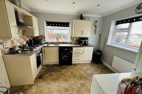 3 bedroom terraced house to rent, Burt Close, Peterlee, County Durham, SR8