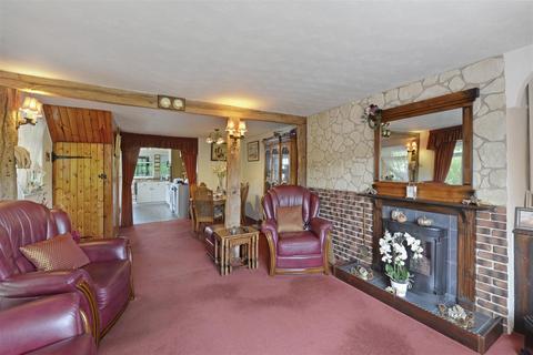 3 bedroom semi-detached house for sale, Queen Street, Paddock Wood, Tonbridge