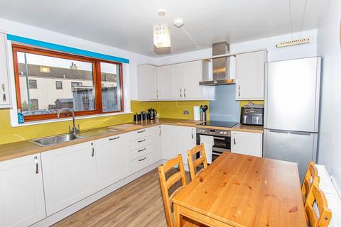 2 bedroom terraced house for sale, East End, Wick, Highland. KW1 5HZ