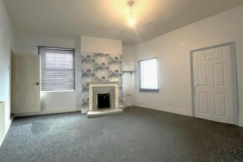 3 bedroom end of terrace house for sale, Station Road, North Wingfield