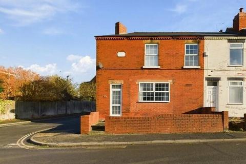 3 bedroom end of terrace house for sale, Station Road, North Wingfield