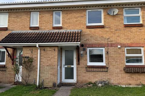 2 bedroom terraced house to rent, Weavers Crofts, Melksham SN12