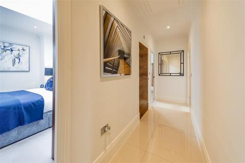 2 bedroom flat to rent, Rainville Road, W6