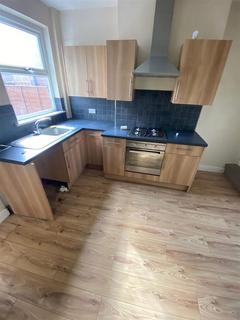 3 bedroom house to rent, Bailey Street, Nottingham