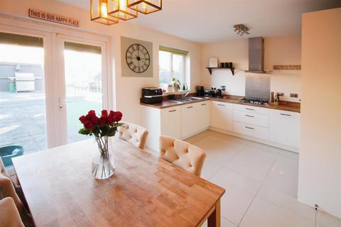 4 bedroom detached house for sale, Bramley Fold, Leeds LS25