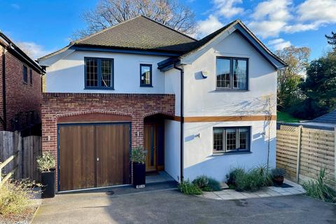 4 bedroom detached house for sale, Collaroy Road, Cold Ash, Thatcham, RG18