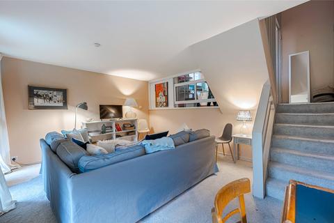 3 bedroom apartment to rent, Tachbrook Street, London, SW1V