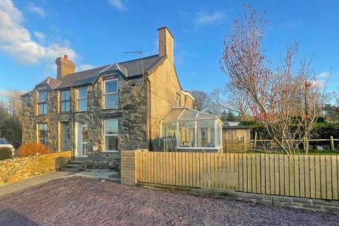 4 bedroom semi-detached house for sale, Rhostryfan, Caernarfon, Gwynedd, LL54