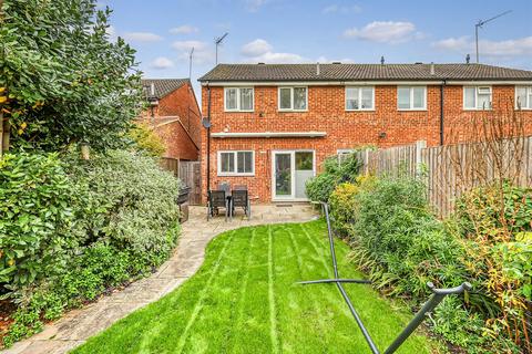 3 bedroom end of terrace house for sale, Roydon Road, Stanstead Abbotts