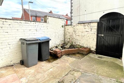 59 Aintree Road, Blackpool, FY4 3BD