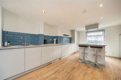 3 bedroom house for sale, Ladywell Road, London SE13