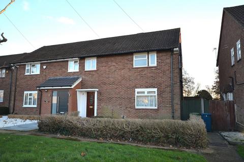 3 bedroom semi-detached house to rent, Mountside, Stanmore, HA7