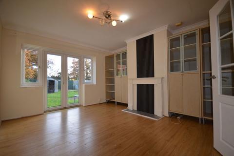 3 bedroom semi-detached house to rent, Mountside, Stanmore, HA7