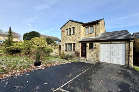 4 bedroom detached house for sale, St. Pauls Road, Kirkheaton, Huddersfield, HD5 0EX