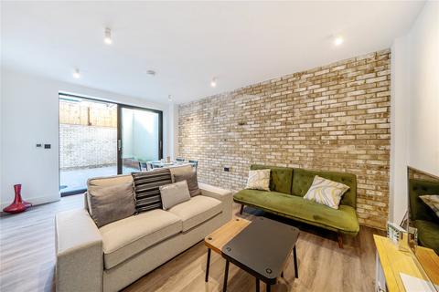 2 bedroom apartment for sale, Michigan Avenue, London, E12