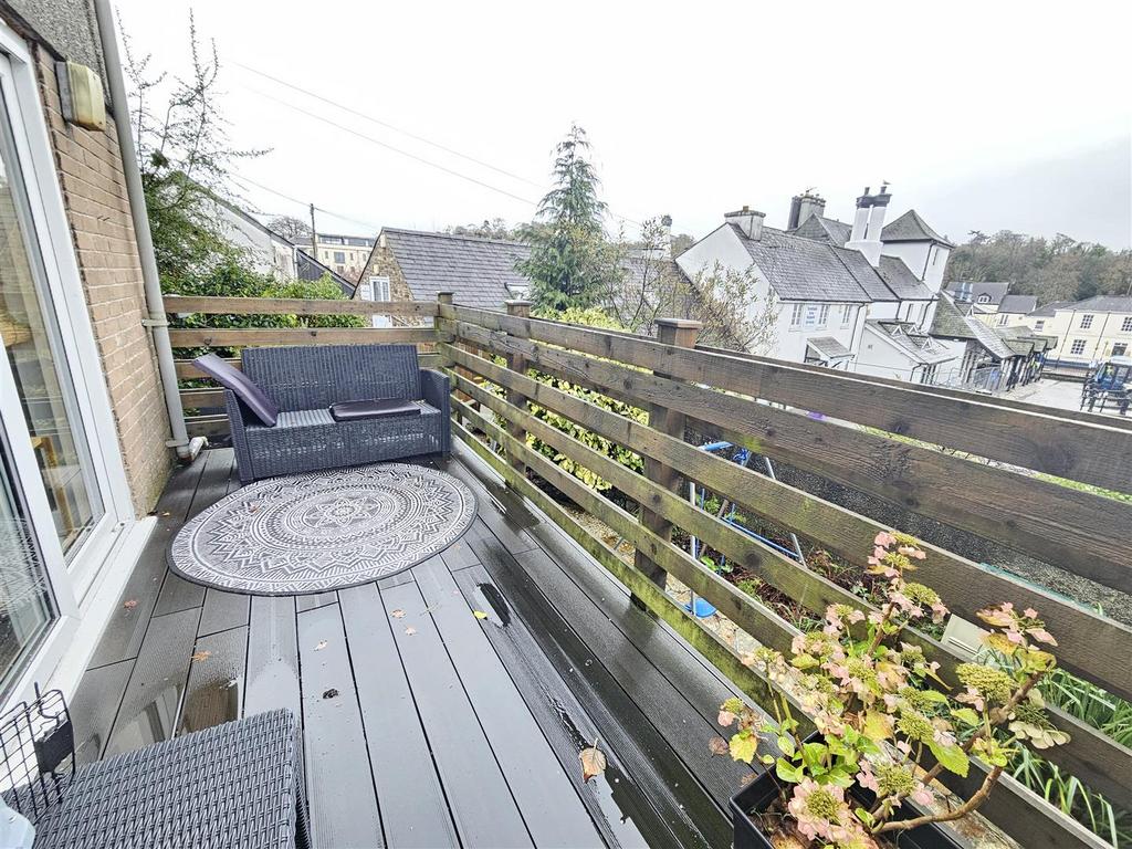 Rear Deck Terrace.jpg