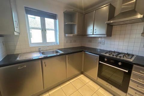 2 bedroom apartment to rent, Sunbury,  Null,  TW15