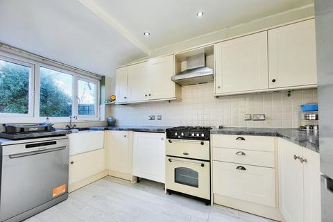 3 bedroom terraced house for sale, Ellesmere Road, Altrincham, Greater Manchester, WA14