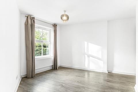 2 bedroom apartment to rent, Cadogan Terrace, London, E9