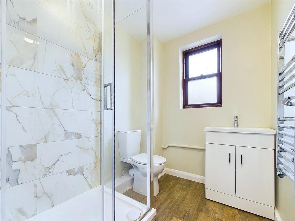 Apartment in London - More
