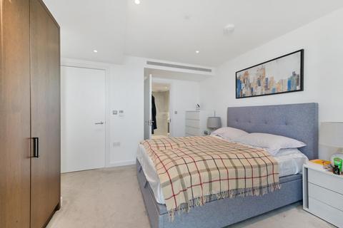 2 bedroom flat for sale, Landmark Pinnacle, Canary Wharf, E14