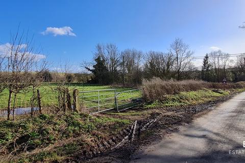 Land for sale, Wicken Road, Leckhampstead, Buckingham MK18