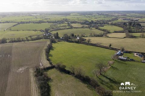 Land for sale, Wicken Road, Leckhampstead, Buckingham MK18