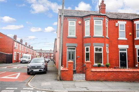 3 bedroom end of terrace house to rent, Derby Road, Salford, M5