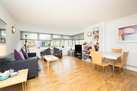 1 bedroom apartment to rent, Gainsborough House, Canary Wharf E14