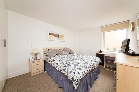 1 bedroom apartment to rent, Gainsborough House, Canary Wharf E14