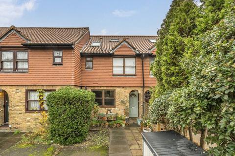 3 bedroom terraced house for sale, Toyne Way, London N6