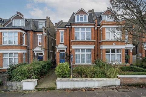 2 bedroom flat for sale, Dyne Road, London NW6