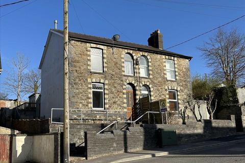 3 bedroom semi-detached house for sale, Heol Cennen, LLANDEILO