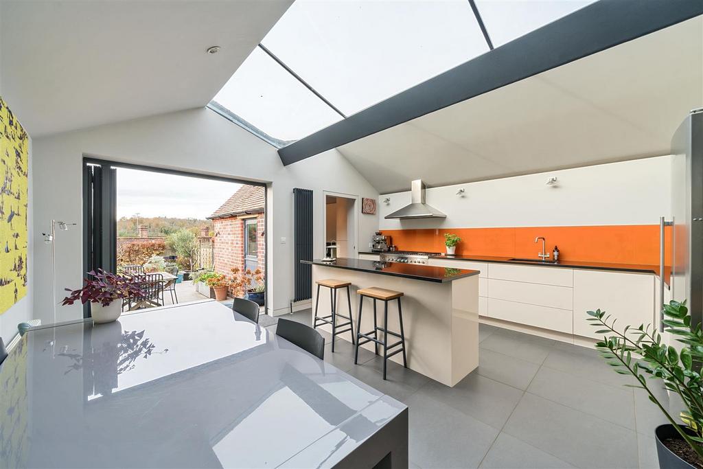 Kitchen/Breakfast Room