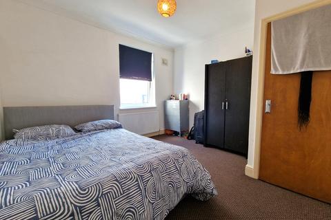 2 bedroom flat to rent, LUTON, LU2