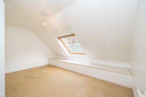 4 Leerdam Drive, London, E14 3JJ