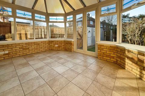 19 Redlie Close, Stanford-le-hope, SS17 8BB