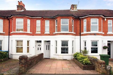 3 bedroom terraced house to rent, Manor Road, East Preston, West Sussex