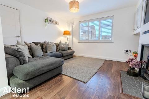 22 Dunkirk Road, Burnham-on-crouch, CM0 8LF