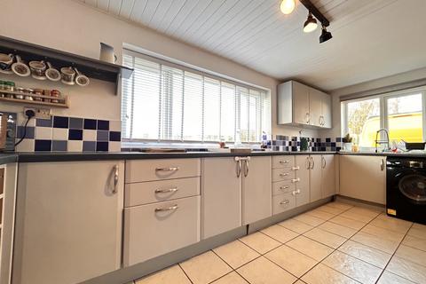 3 bedroom end of terrace house for sale, South Street, Sherburn Village, Durham, County Durham, DH6