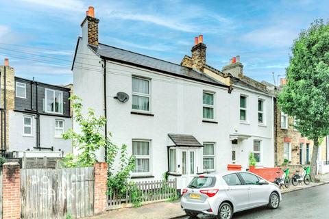 3 bedroom end of terrace house for sale, Besley Street, London SW16