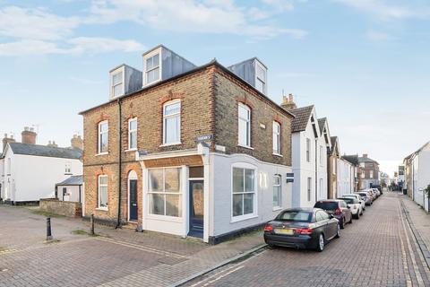 1 bedroom flat for sale, Bexley Street, Whitstable, CT5