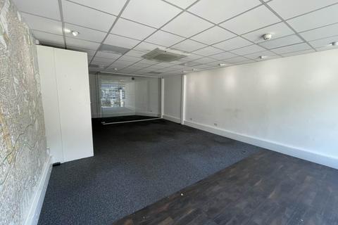 Retail property (high street) to rent, Brighton Road, Sutton