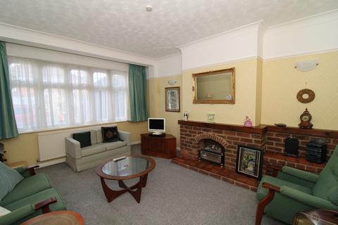 4 bedroom semi-detached house for sale, Kingswood Avenue, Bromley, BR2