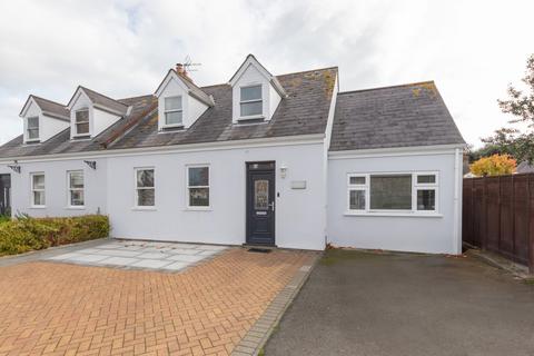 4 bedroom semi-detached house to rent, Route De Carteret, Castel, Guernsey