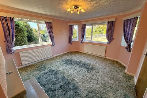 3 bedroom detached bungalow for sale, Dersingham