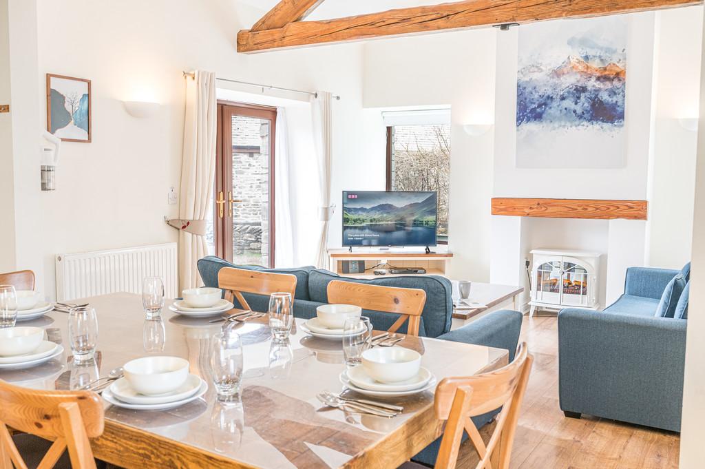 Open Plan Living/Dining Kitchen