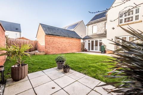 4 bedroom detached house for sale, 8 Strawberry Lane