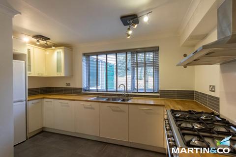 2 bedroom ground floor flat for sale, Whetstone Close, Farquhar Road, Edgbaston, B15