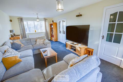 30 Olivers Way, Catcliffe, Rotherham, S60 5UD